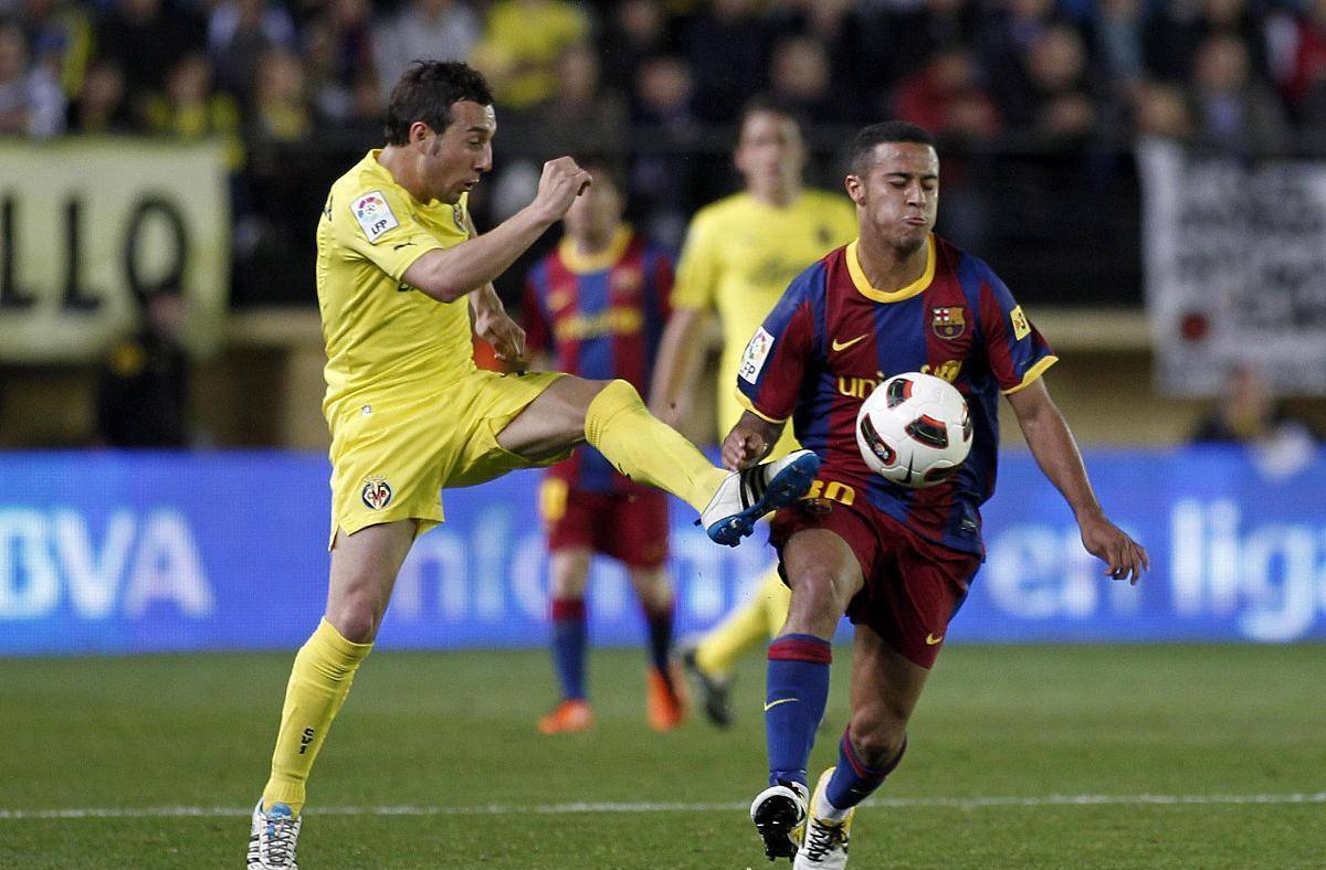 爱游戏体育-比利亚雷亚尔内部会议纪要流出——集结日单刀错失，意大利杯使命明确，年轻球员获得机会(网球赛非迫性失误)