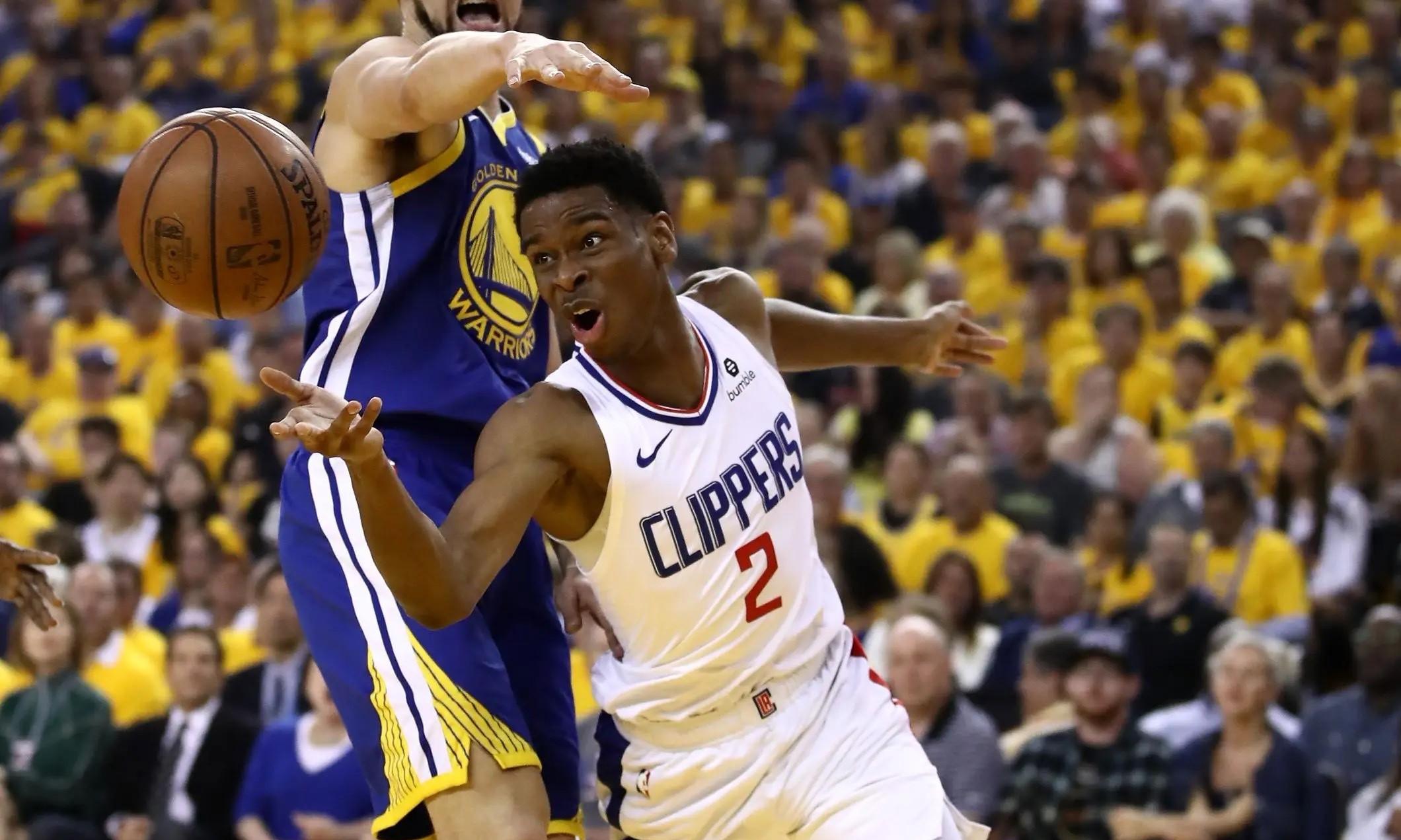 爱游戏-浓眉哥在快船比赛中大胜，赛况扑朔迷离引发热议！的简单介绍