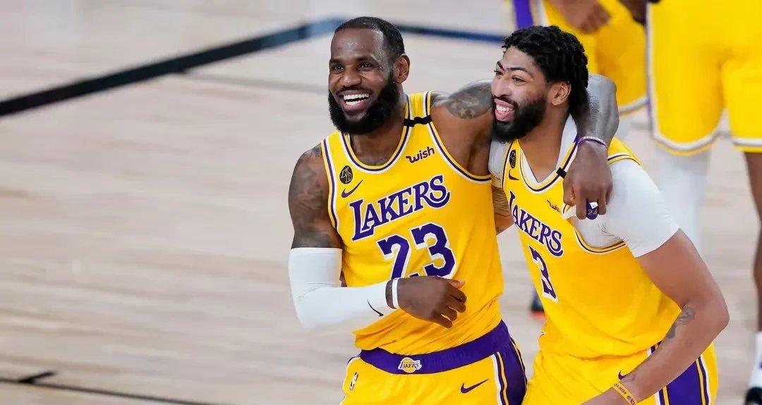 爱游戏-浓眉哥在掘金比赛中势不可挡，大胜引发热议！的简单介绍